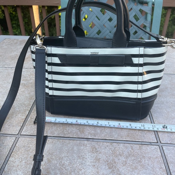 🖤🤍 KATE SPADE New York CHELSEA PARK STRIPE GIGI SATCHEL/Crossbody 🤍🖤 NWT - Picture 11 of 16